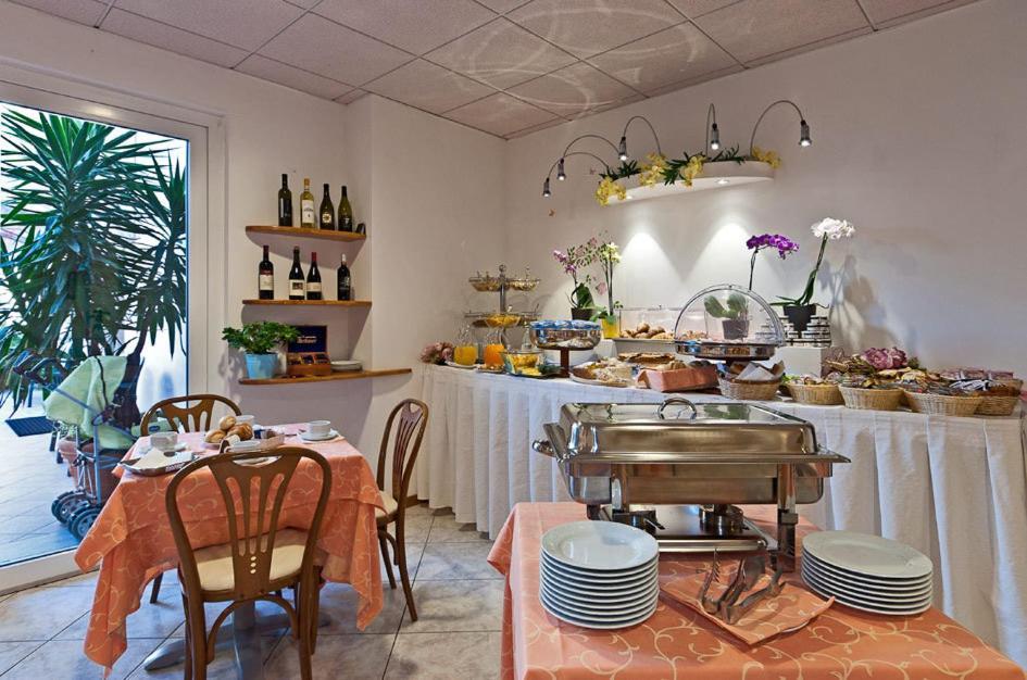 Hotel Prestige Lido di Camaiore Exteriér fotografie